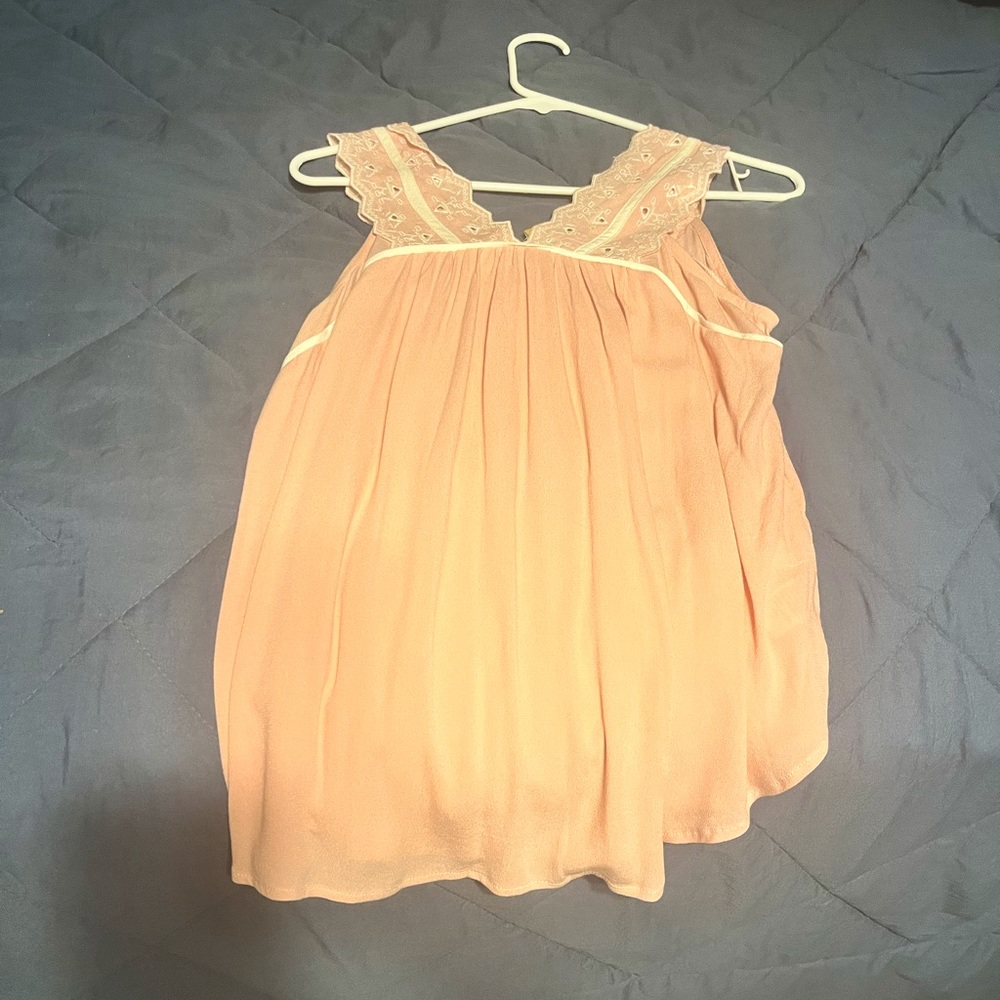 Medium true craft tank top. Pink